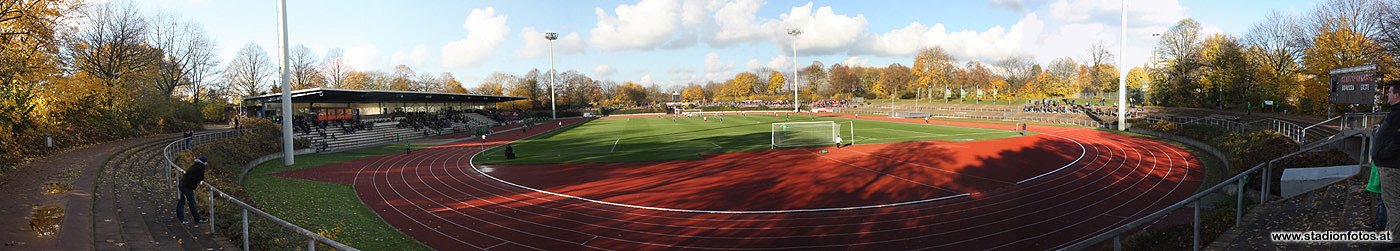 2012_11_11_Grenzlandstadion_Panorama4_klein.jpg