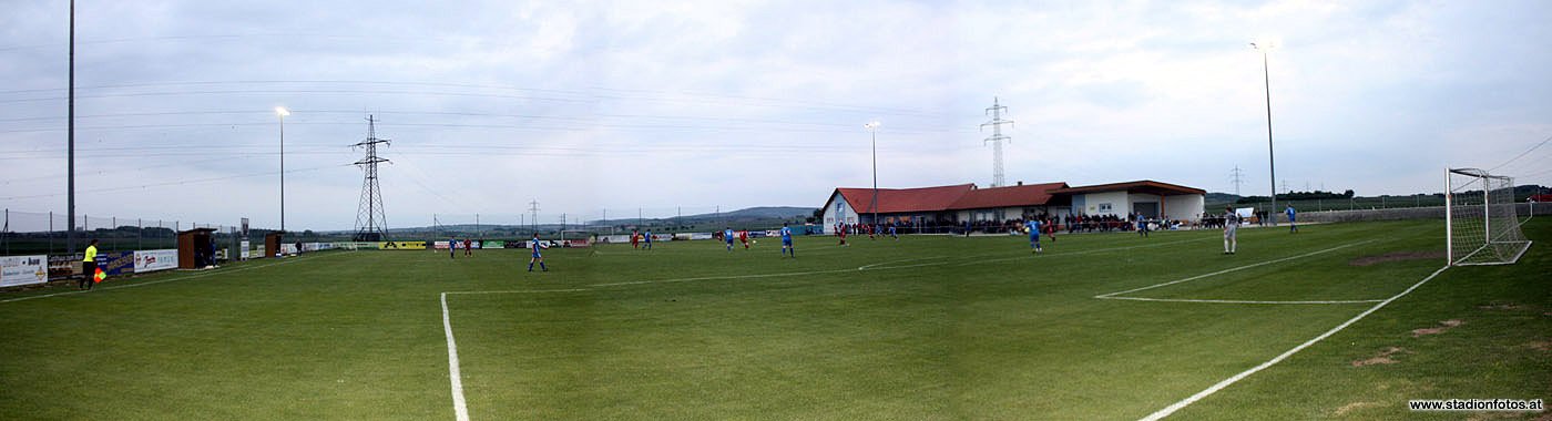 2013_05_24_Roeschitz_Panorama_04_klein.jpg