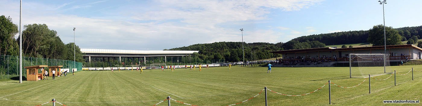 2014_05_25_Panorama_Wienerwald_06.jpg