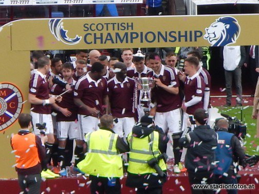 2015_05_02_HeartsFC_GlasgowRangersFC_089