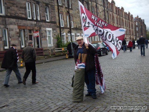 2015_05_02_HeartsFC_GlasgowRangersFC_092