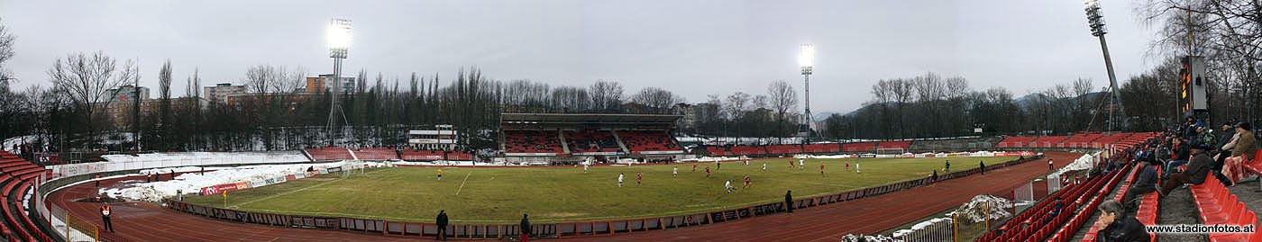 2013_04_02_Bystrica_Panorama_05_klein.jpg