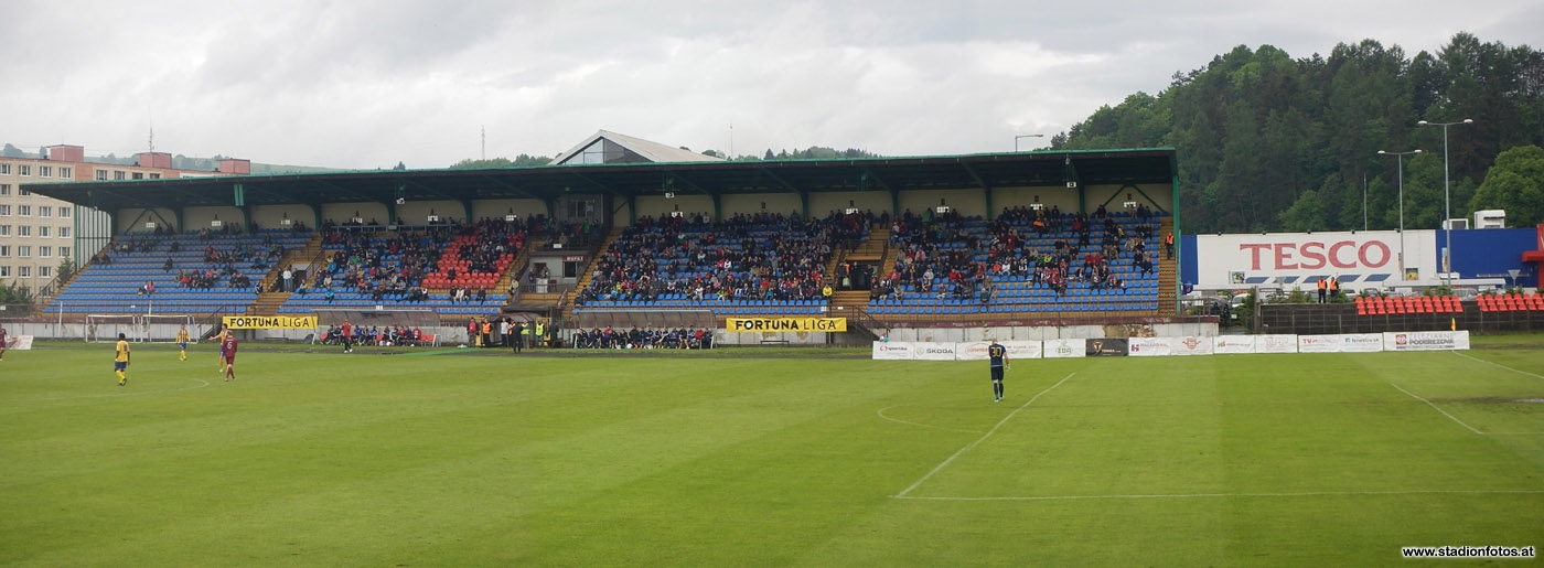 2015_05_23_Panorama_BreznoStadion_06.jpg