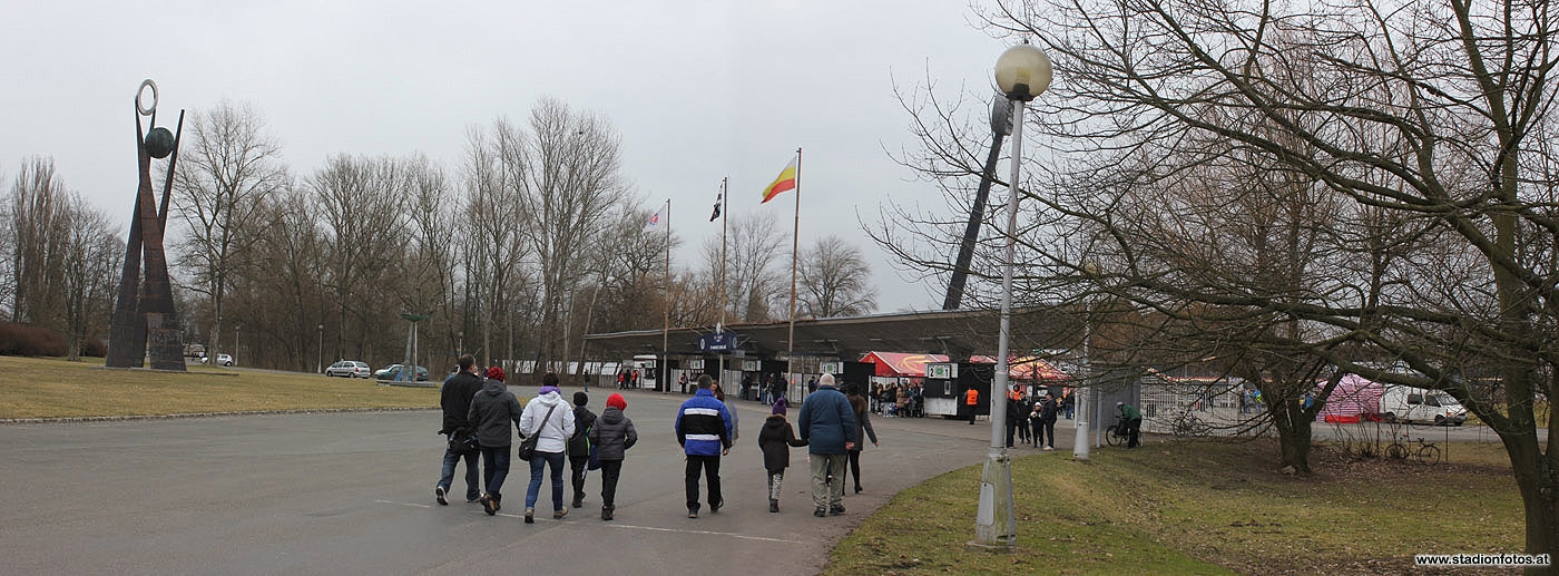 2015_03_01_Panorama_HradecKralove_01.jpg